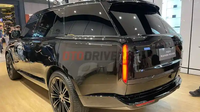 Foto - New Range Rover Resmi Melantai Dengan Harga Mulai Rp 5,9 M