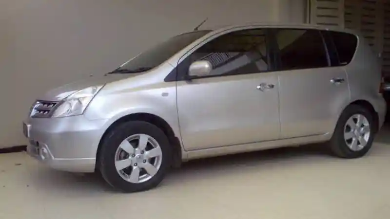 Foto - Kilas Sejarah Nissan Grand Livina di Indonesia (Bagian 1)