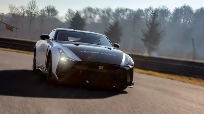 Foto - Kolaborasi Nissan Dengan Italdesign Rancang GT-R Bertenaga 710 DK!