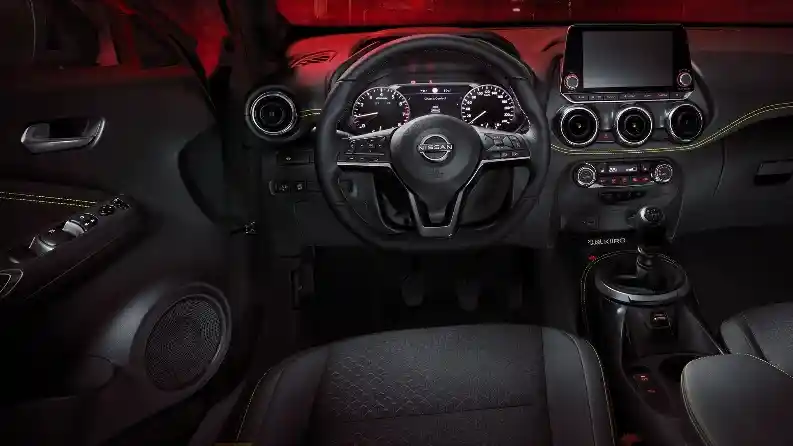 Foto - Nissan Juke Edisi Batman Meluncur Di Inggris