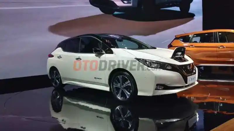 Foto - Nissan Jual Livina Diskon Sampai Rp 16 Jutaan dan Leaf Rp 20 Juta Khusus November