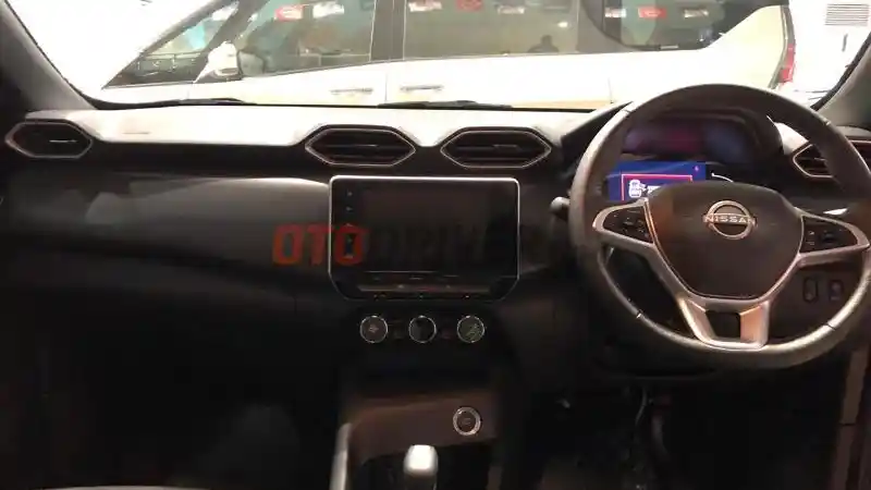 Foto - FIRST DRIVE: Nissan Magnite