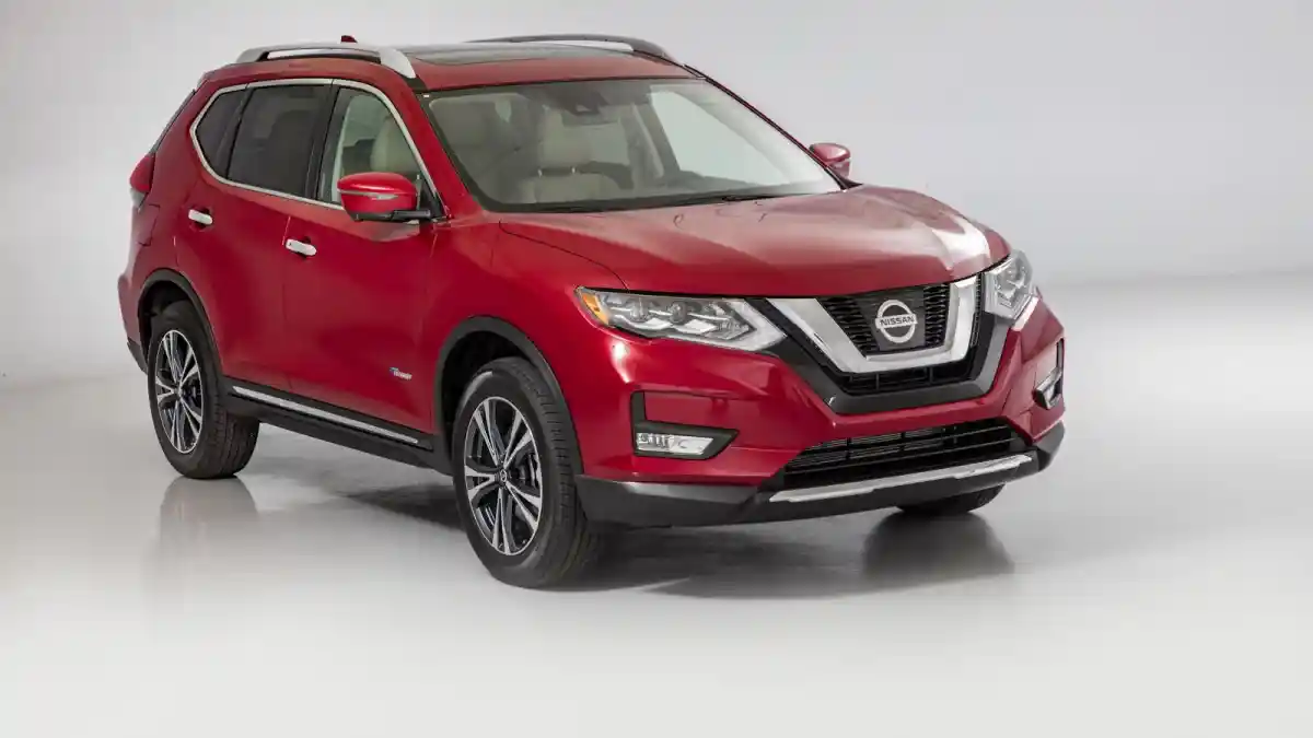 Berita - Nissan Indonesia Siapkan X-Trail Facelift. Untuk 2017?