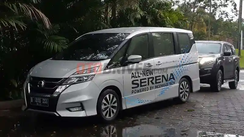 Foto - Inden All New Nissan Serena Capai 1 Bulan Lebih