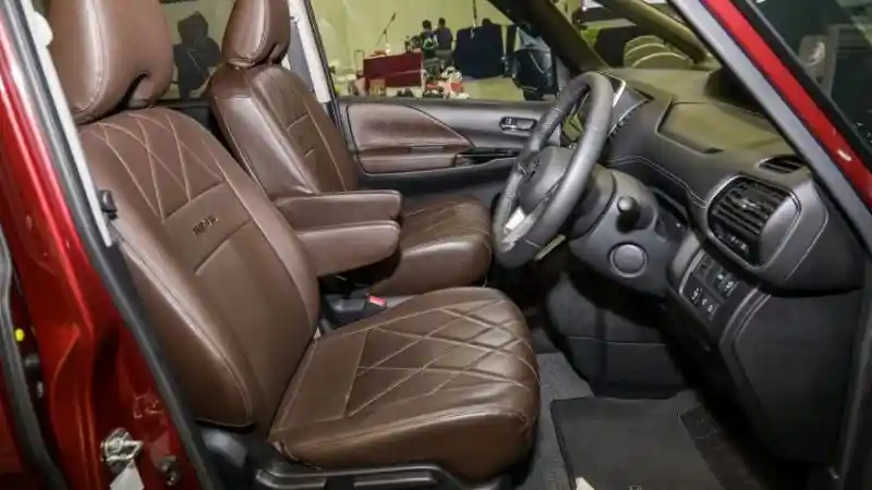 Foto - Varian Baru Nissan Serena Hadir di Malaysia