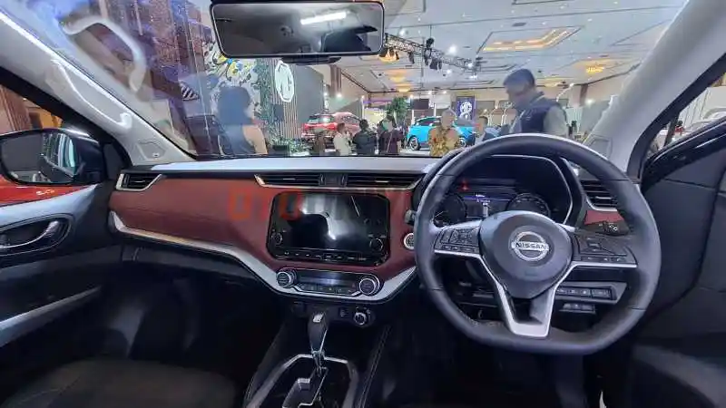 Foto - Meluncur di GJAW, Segini Harga Nissan Terra Facelift 