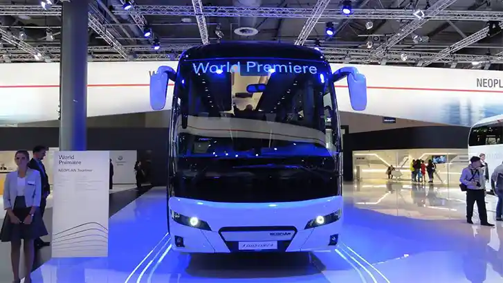 Bus - World Premier di IAA Hannver 2016, Neoplan Kenalkan Bus Mewah Tourliner 