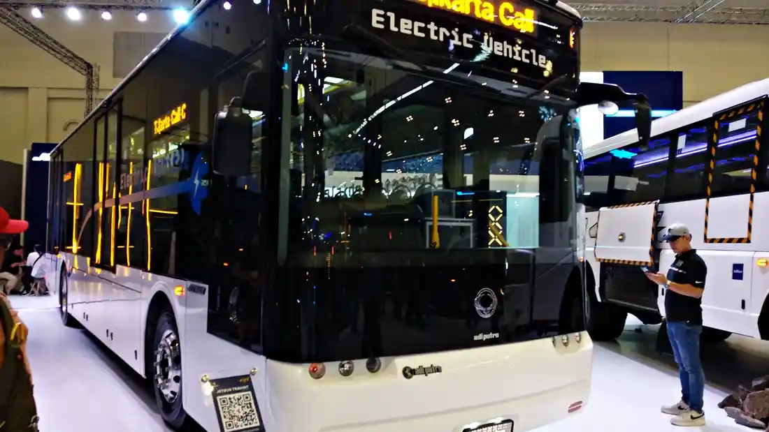 Foto - Siapakah KG Mobility Si Pemakai Bodi Jetbus 5 Versi Listrik?