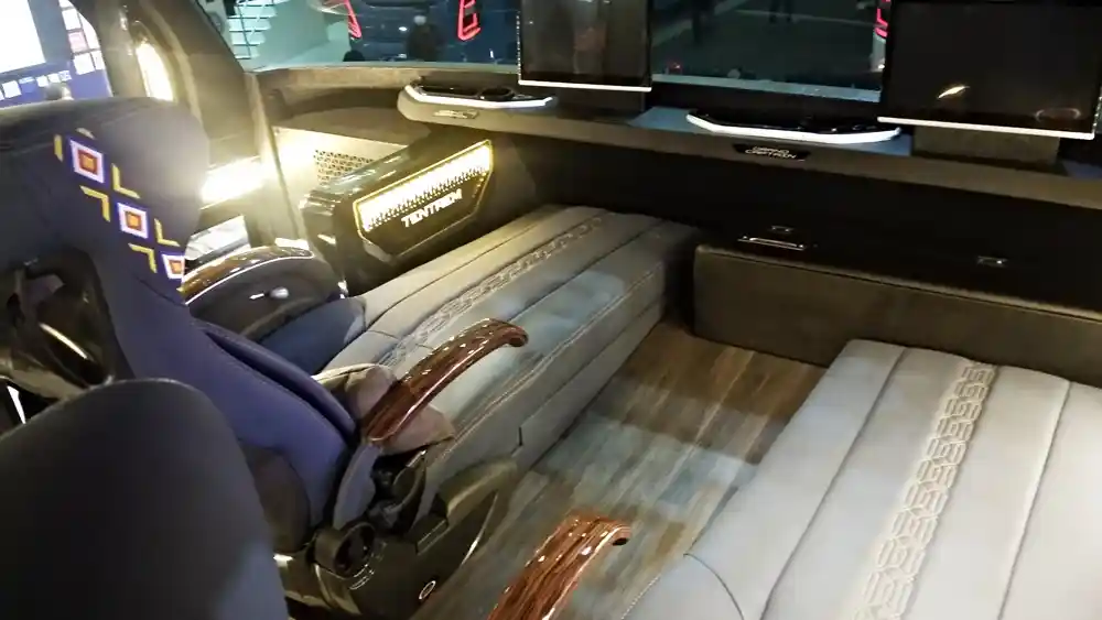 Foto - Avante 2023: Kolaborasi Karoseri Tentrem dan Operator Bus