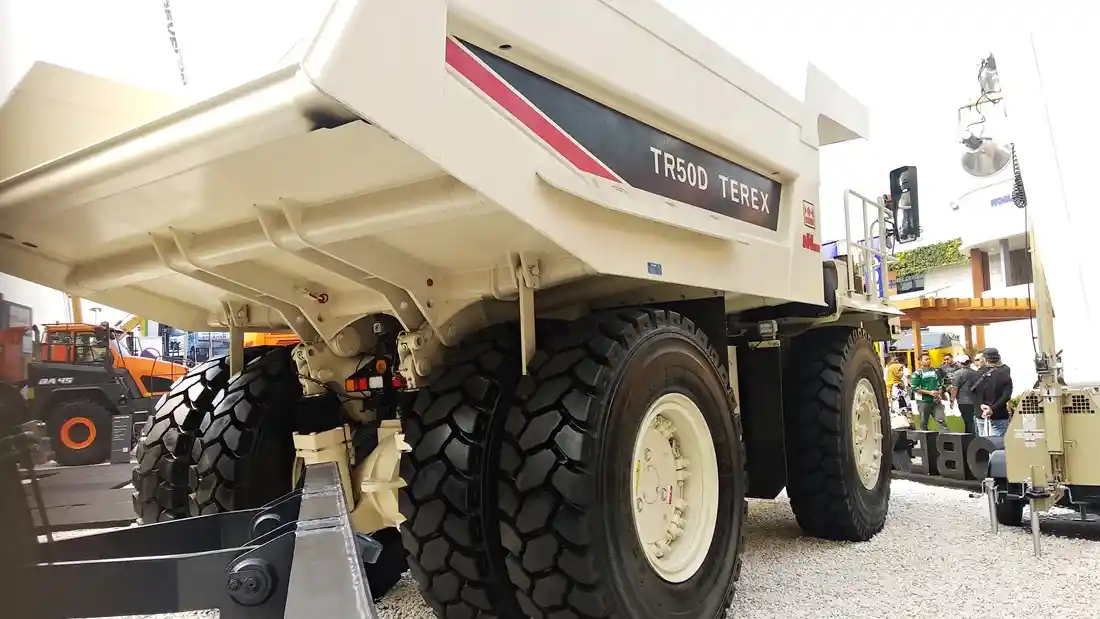 Foto - Darimana Asal Penyebutan Dump Truck?