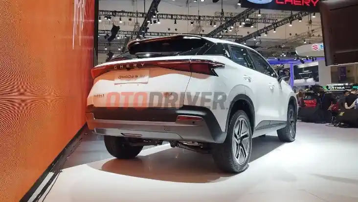 Foto - Chery Omoda 5 EV Terbaru Dipersenjatai Baterai Lebih Bertenaga