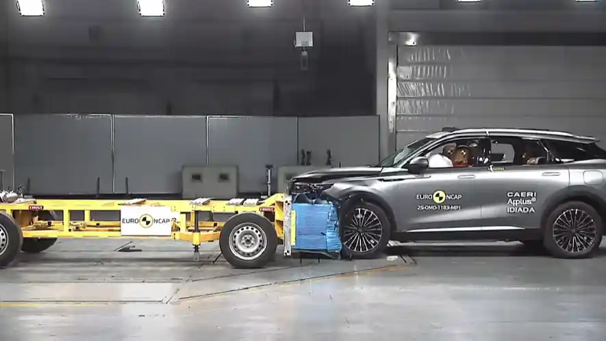 Crash Test - VIDEO: Crash Test Omoda 9 (Euro NCAP)