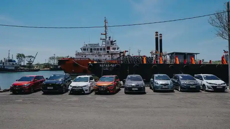 Berita - TYCI Rayakan Ultah Ke-18 Dengan Mencoba Line Up Hybrid Toyota ke Cirebon