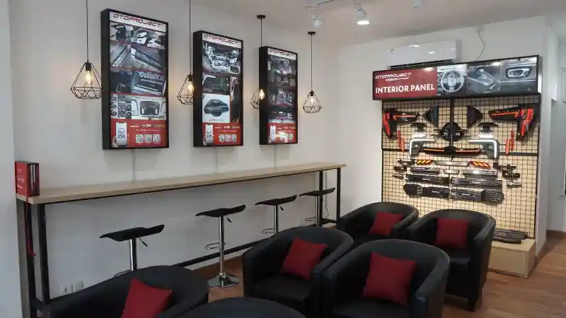 Foto - Otoproject Resmikan Gerai Terbarunya di Tangerang Selatan