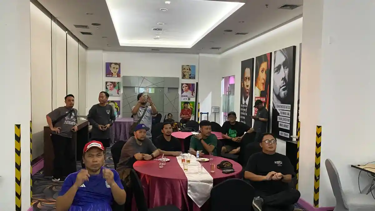 Foto - Chery Tiggo 9 CSH Kuat Dipakai Nobar Semalam Suntuk