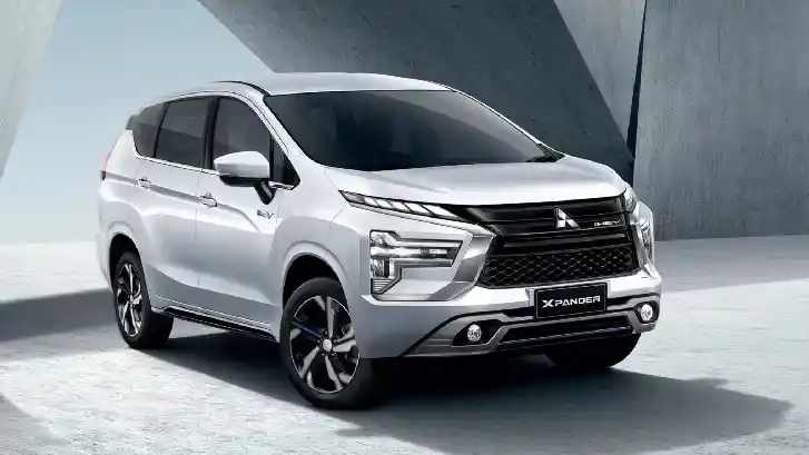 Berita - Mengenal Lebih Jauh Mitsubishi Xpander dan Xpander Cross Hybrid 