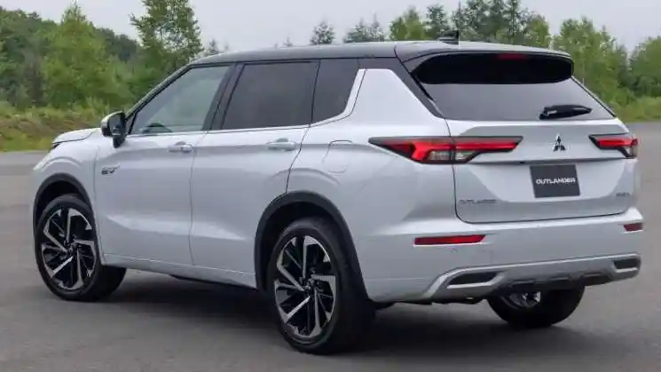 Foto - Inilah Mobil Paling Aman di Amerika Serikat