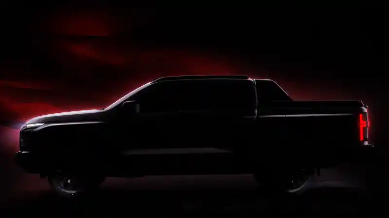 Foto - Generasi VI Mitsubishi Triton Gunakan Platform Baru dan Punya Opsi Hybrid