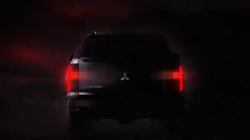 Foto - Generasi VI Mitsubishi Triton Gunakan Platform Baru dan Punya Opsi Hybrid
