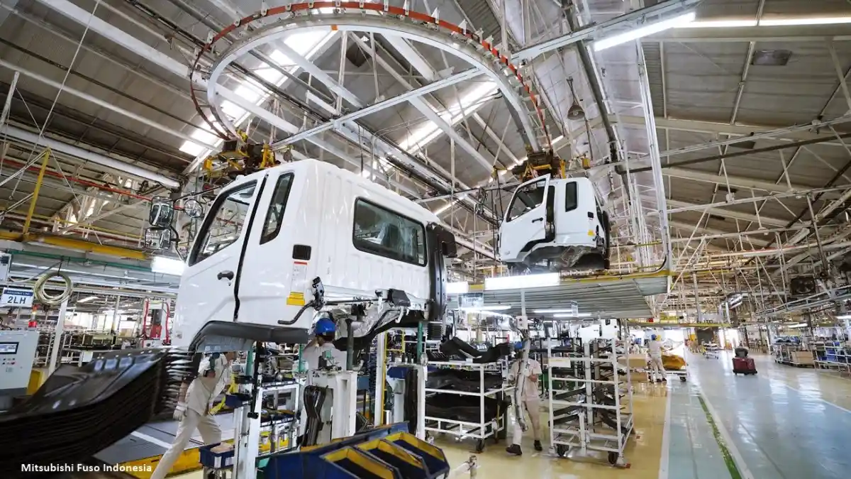 Foto - Mitsubishi Fuso Konsisten Dukung Pendidikan Kejuruan di Indonesia