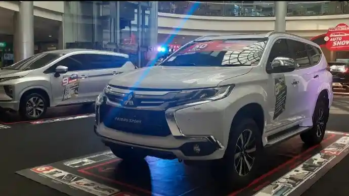 Foto - Mitsubishi Berpameran di Depok, Pajero Sport Bisa Di-DP RP 50 Juta