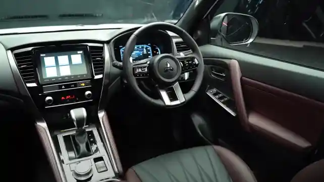 Foto - Mitsubishi Pajero Sport Mulai Berumur, Tapi Punya Banyak Fitur Dan Cukup Dapat Dihandalkan