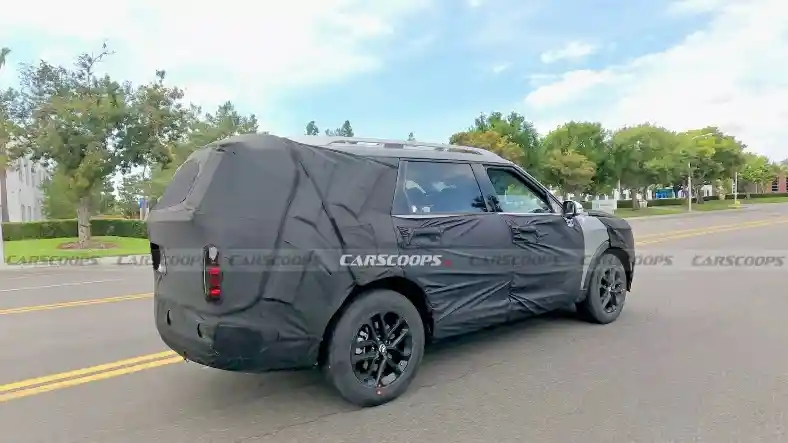 Foto - Hyundai Palisade 2026 Lebih Berotot Dengan Tambahan Garis Bodi Baru Ala Creta