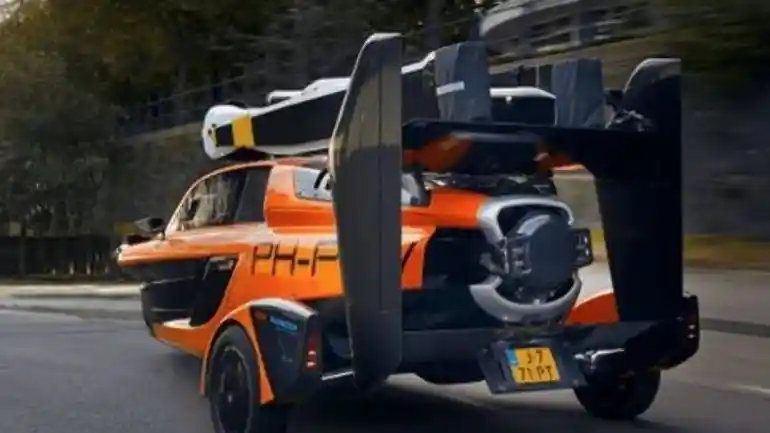 Foto - Inilah Mobil Terbang Pertama di Dunia Yang Telah Mengantongi Izin Jalan 