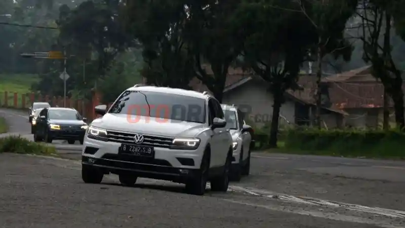 Foto - First Drive: Volkswagen Tiguan Allspace 2020