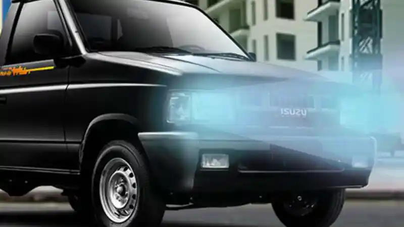 Foto - Lampu LED Tak Haram Digunakan Mobil Jadul 