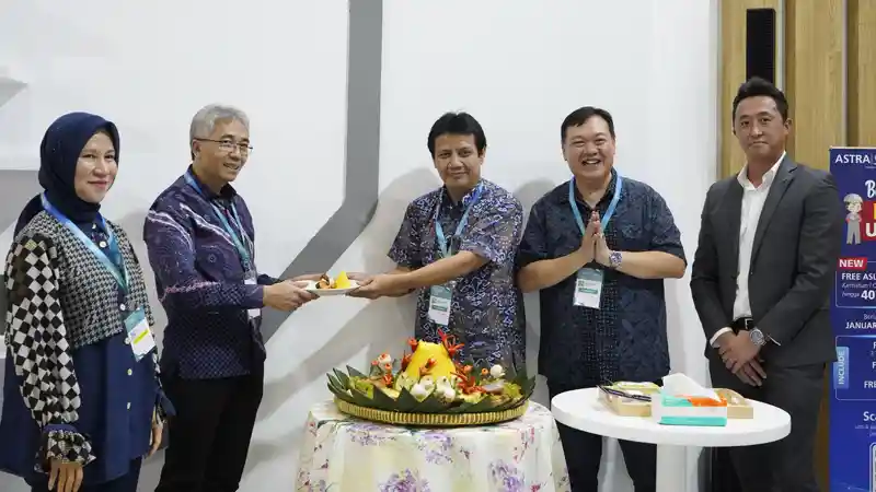 Berita - Fitur UD Trucks Quester Yang 'Sangat Safety' Jadi Daya Tarik Konsumen Selama GIICOMVEC 2024 