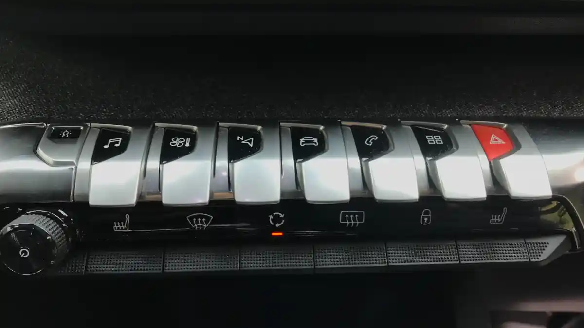 Foto - FIRST DRIVE: Peugeot 3008 GT Line AT 2018