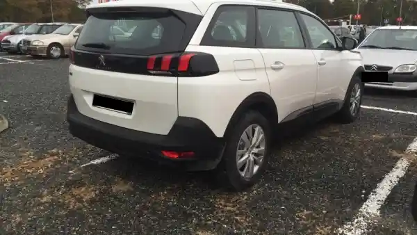 Berita - Detik-detik Peluncuran Mobil Baru Peugeot Indonesia