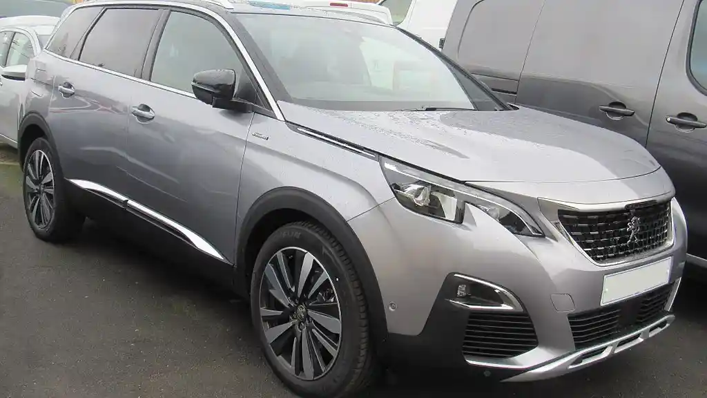 Foto - Peugeot Hanya Jual 1 Produk di Indonesia?