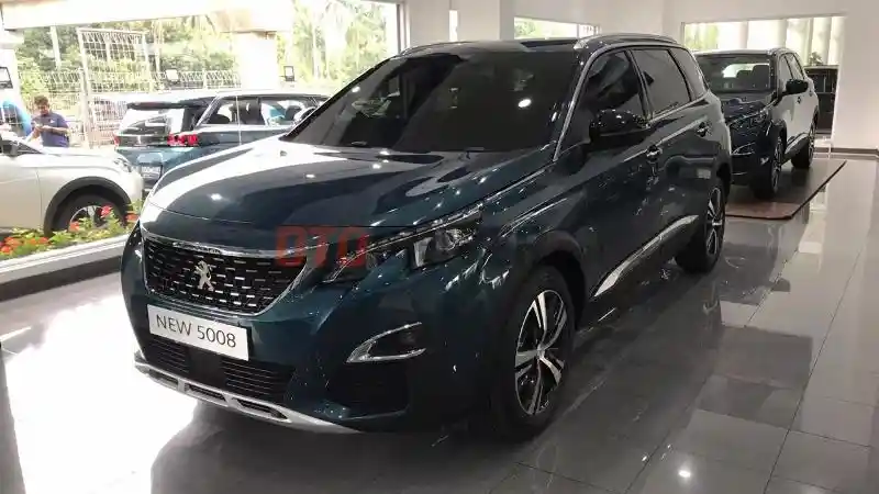 Foto - Daftar Harga PEUGEOT Terbaru (Oktober 2020)
