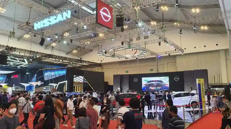 Foto - Nissan Cuci Gudang di GIIAS 2021, Tawarkan Diskon Hingga Rp 50 Juta