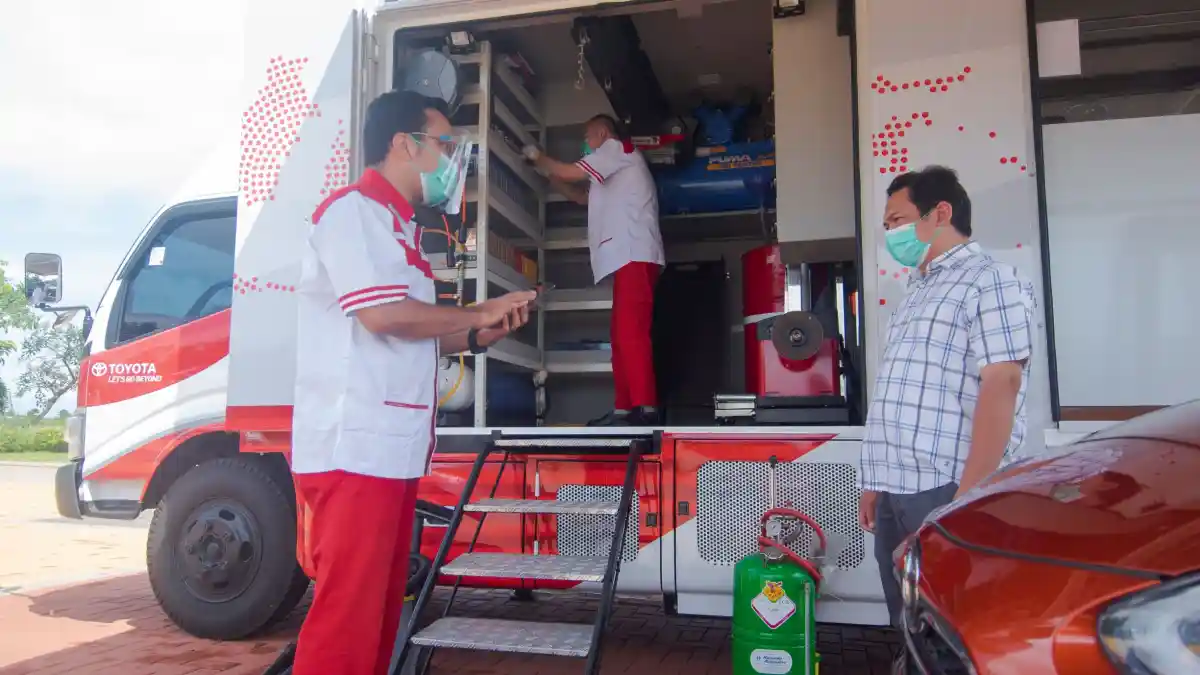 Foto - Komplet, Begini Fasilitas Truk Auto2000 ICON