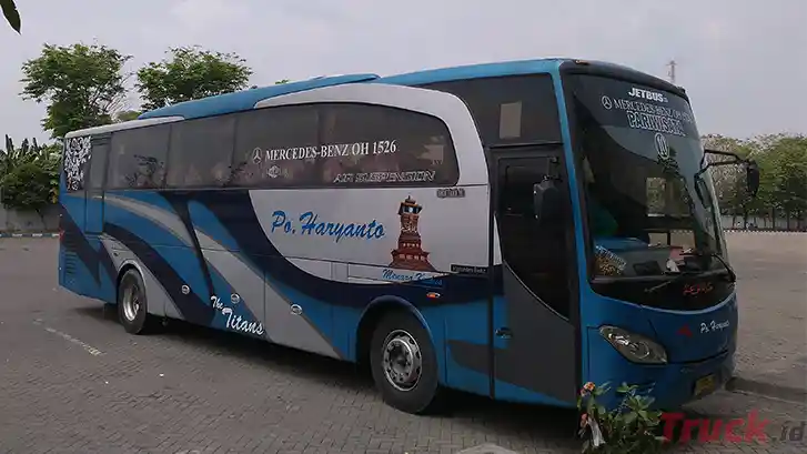 Bus - Pengusaha Bus : Beli Avanza Bunga Maksimal Hanya 8 Persen. Kami Pengusaha Bus Kok 14 Persen?