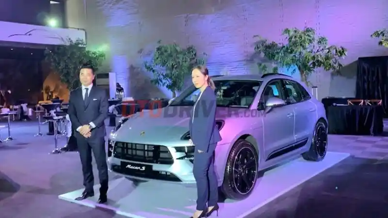 Foto - Porsche Macan Facelift Meluncur, Lebih Bertenaga