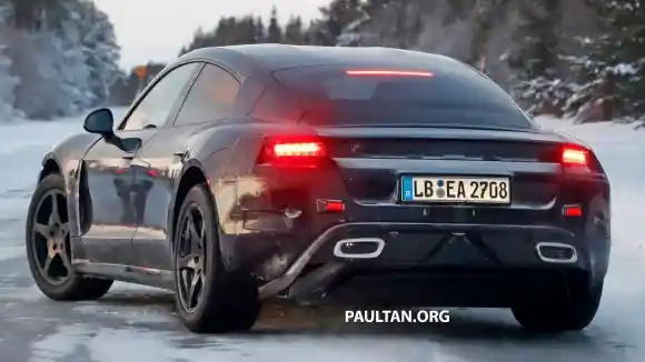 Foto - Ini Dia Mobil Listrik Pertama Porsche. Tenaganya Menakjubkan!