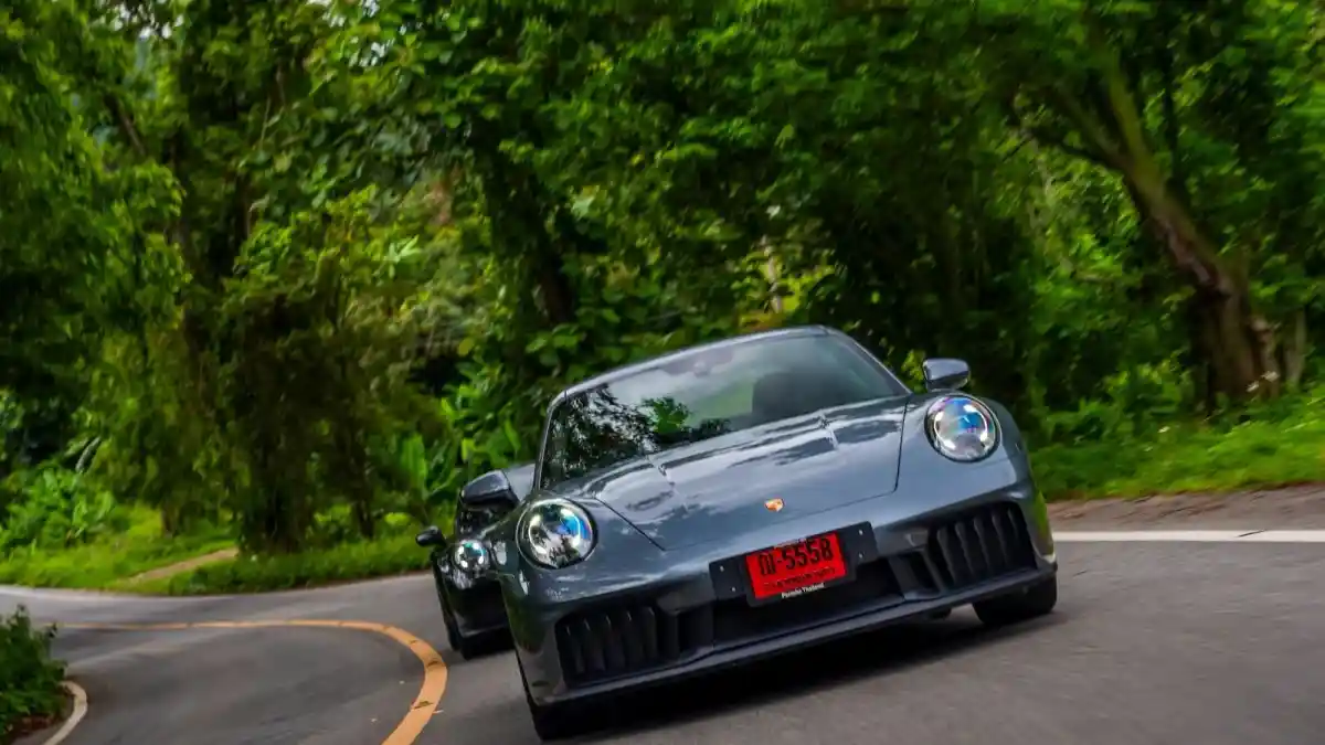 Berita - Melihat Langsung Porsche Carrera GTS-T Hybrid, 911 Pertama Berteknologi Hybrid