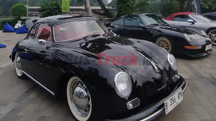 Foto - Porsche Sportscar Together Day 2025 Jakarta, Dihadiri Berbagai Model Ikonik
