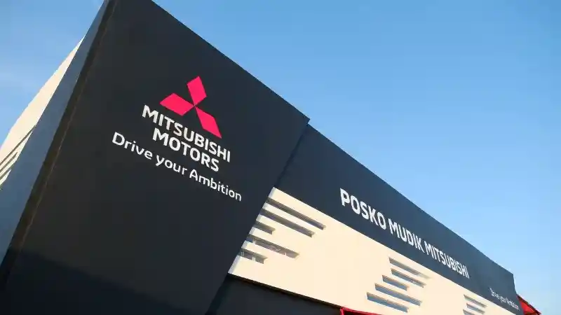 Foto - Setelah Absen Dua Lebaran, Mitsubishi Kembali Gelar Posko Mudik Lebaran
