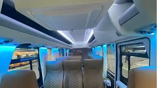 Foto - Karoseri New Armada Hadirkan Coasterina, Microbus Tanpa Tampang Truk