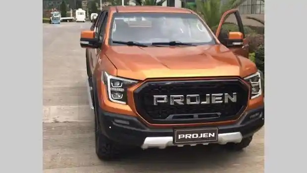 Foto - Double Cabin Ford Dijiplak Merek Tiongkok