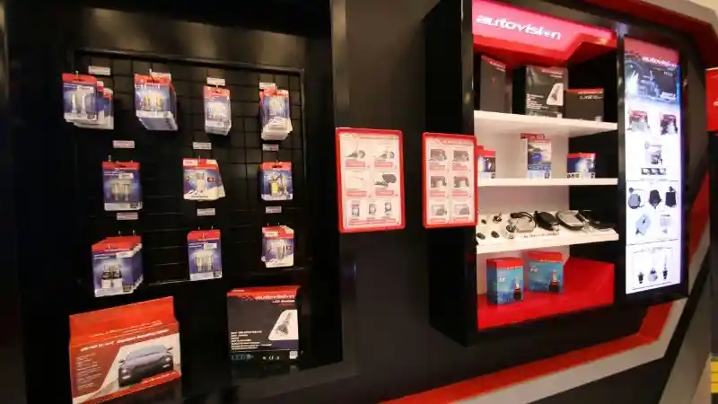 Foto - Cari Lampu Mobil di GIIAS 2018 Dapat Diskon 50%!