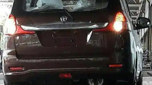 Foto - SPY SHOT: Suzuki Ertiga "Berbaju" Proton