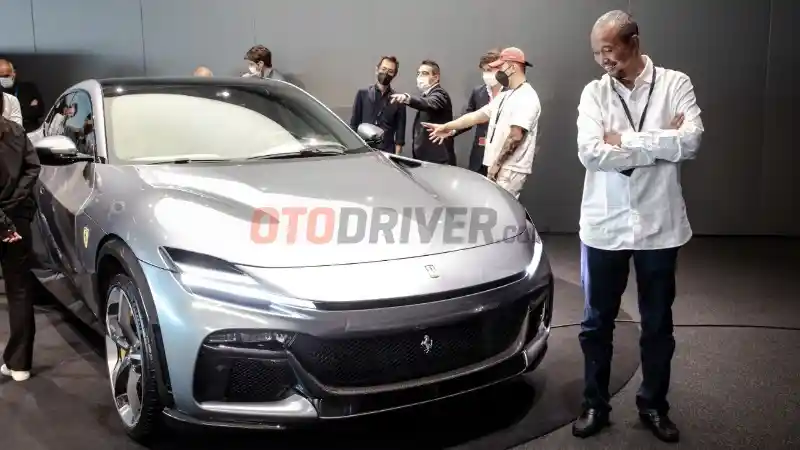 Berita - Ferrari Purosangue Meluncur, Kami Menyaksikan Langsung