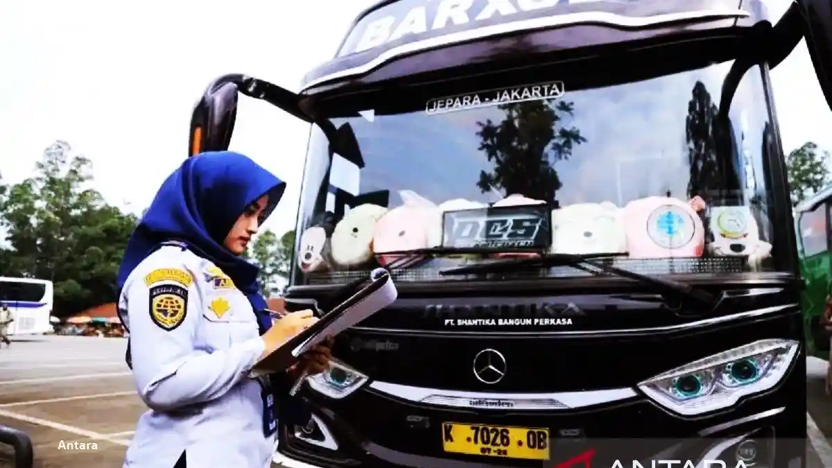 Bus - Bus Dilarang Pakai Klakson Telolet Di Wilayah Polda Metro