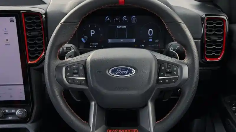 Foto - Ford Ranger Raptor Diluncurkan. Gunakan Mesin dan Sasis Yang Lebih Kuat